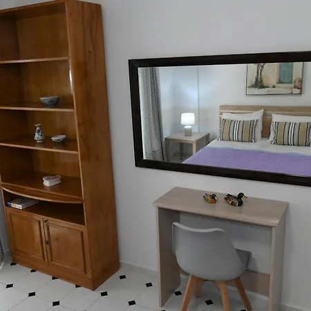 Evelyn's Cozy Apartman Rhodes City